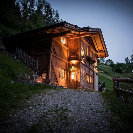 Chalet Bambi Villa Rabbi Bagian luar foto